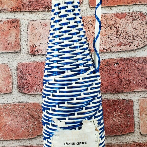 Vintage 1964 Spanish Blue Wicker-Wrapped Glass Wine Bottle with Lid - Rustic Spa - Picture 5 of 6